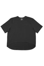 Rollstuhlgerechtes Herren-T-Shirt mit zu öffnenden Schultern | Unterstütztes Anziehen