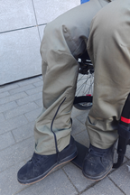 Adaptive Cargo-Hose 2.0 für Herren – Hochfunktionale Rollstuhlhose