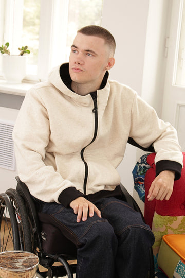 Rollstuhlgerechter Hoodie für Herren